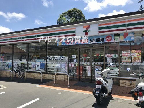 コンビニ　セブンイレブン 保土ケ谷元町橋店（コンビニ）まで739m