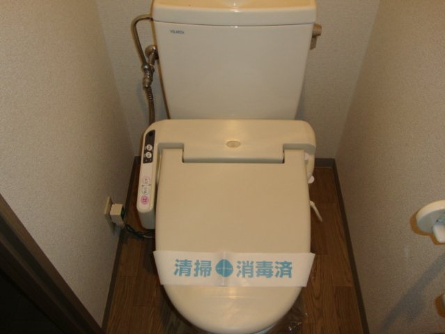 トイレ　シャワー付トイレ