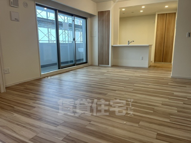 ブライム名古屋の居間写真