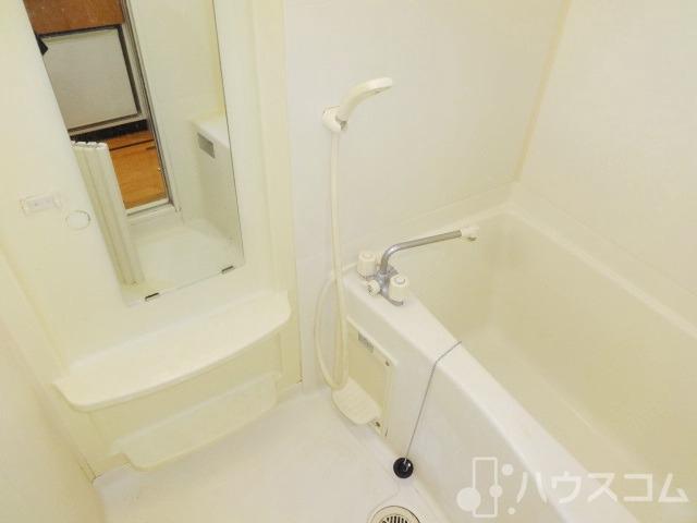 地下鉄御堂筋線 新大阪駅 徒歩3分 12階建 築25年の風呂写真