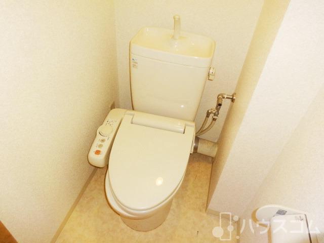 地下鉄御堂筋線 新大阪駅 徒歩3分 12階建 築25年のトイレ写真