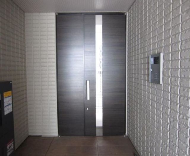 エントランス　★お部屋探しは株式会社タウンハウジング東京まで★