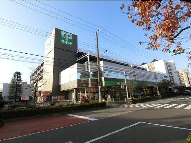 スーパー　サミットストア 王子店（スーパー）まで375m