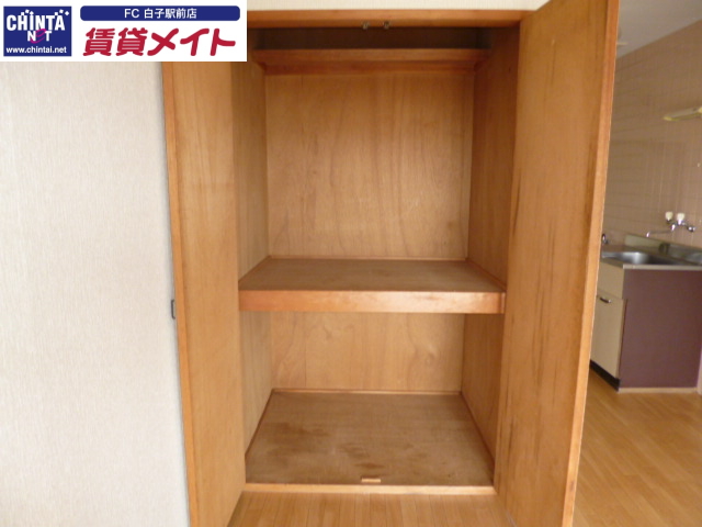 収納　同物件別室の写真です