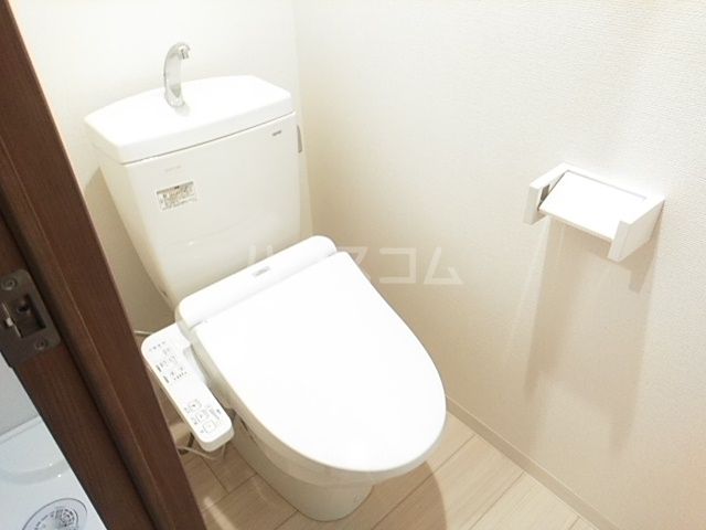 フィユフラッツ豊中末広町のトイレ写真