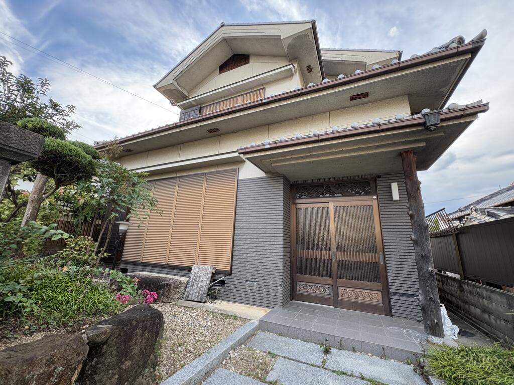 北出町一戸建て