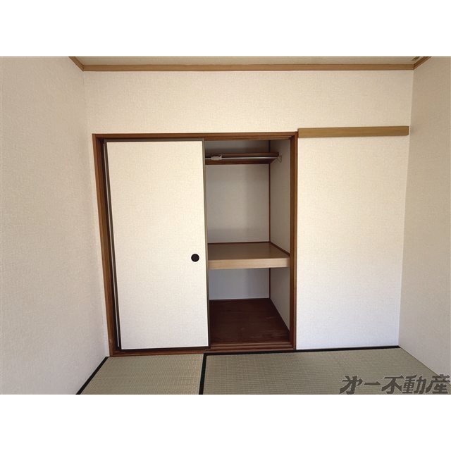 収納　押入
