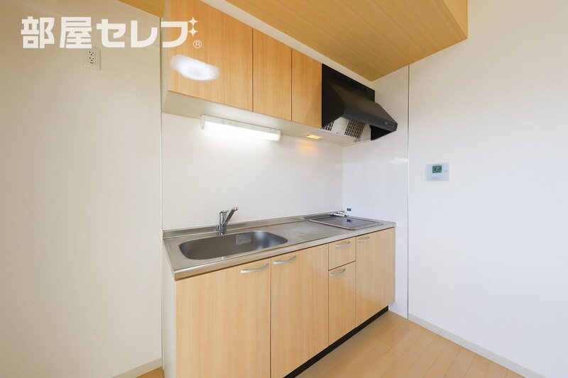 キッチン　２口ＩＨコンロのシステムキッチンです。