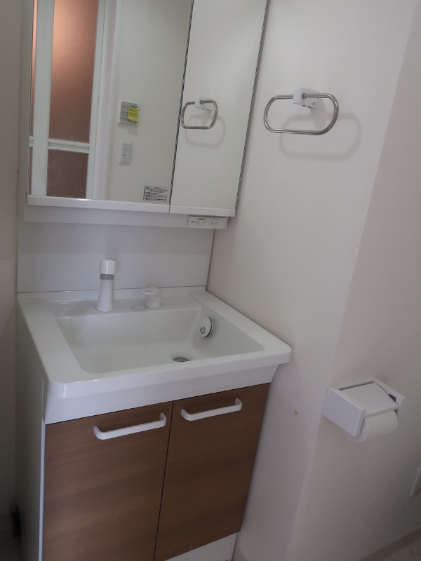 洗面設備　※別部屋写真参照