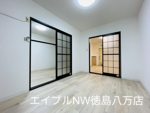 サンステージ上助任の内装写真