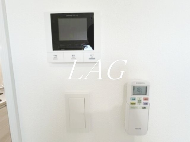 セキュリティ　モニター付きインターフォンです。（同一仕様です）