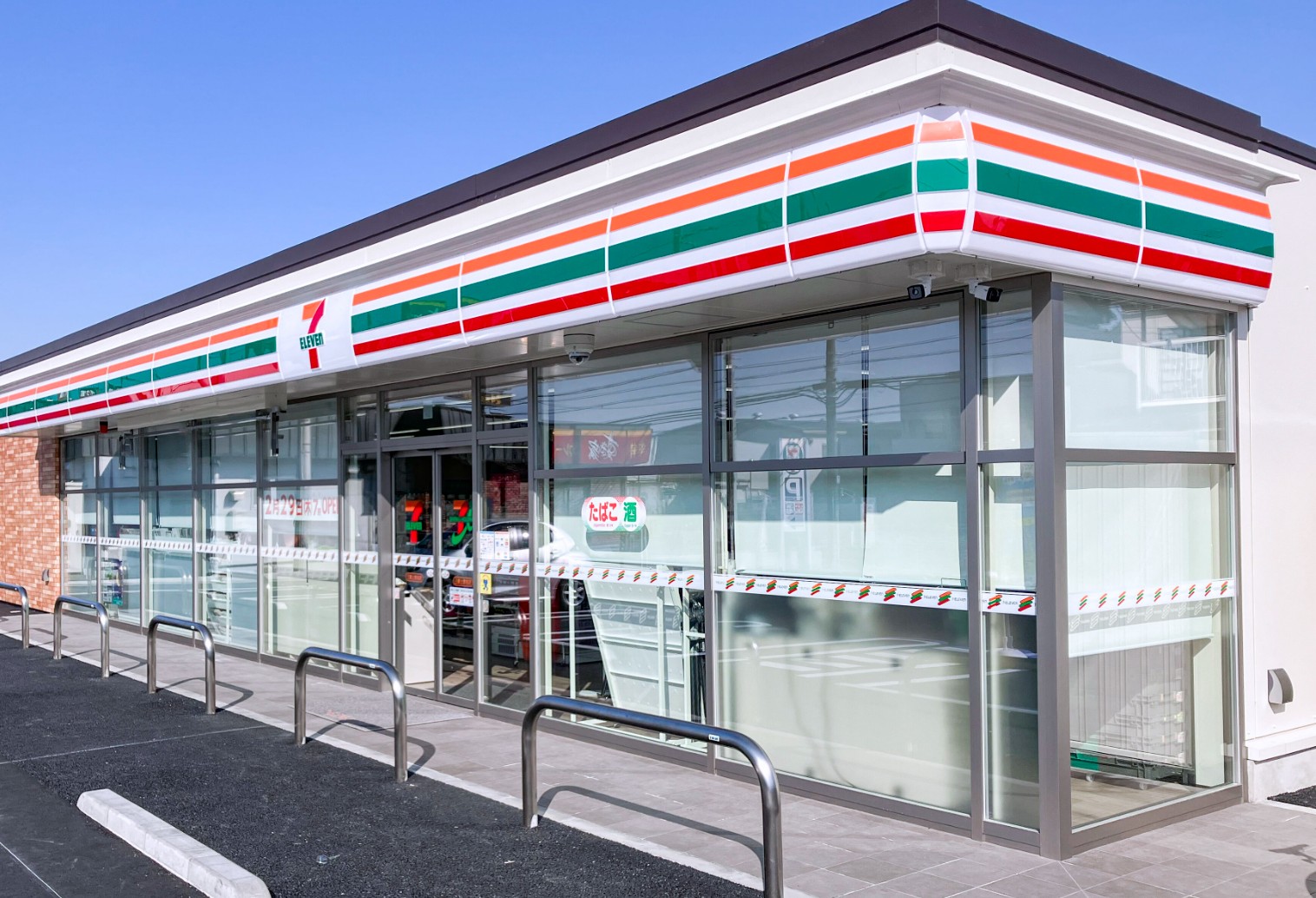 コンビニ　セブンイレブン上十条店（コンビニ）まで147m
