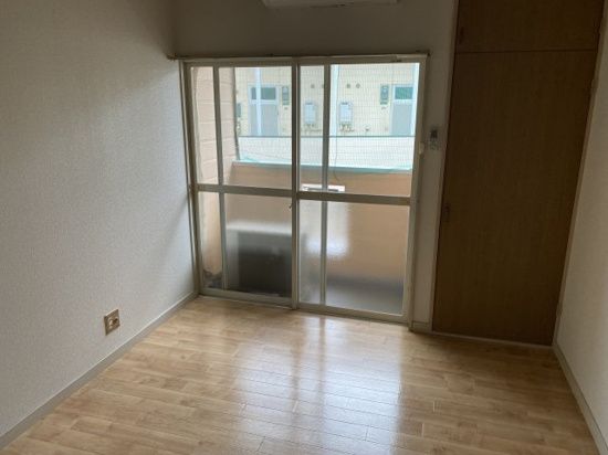 国分ハイツA棟の内装写真