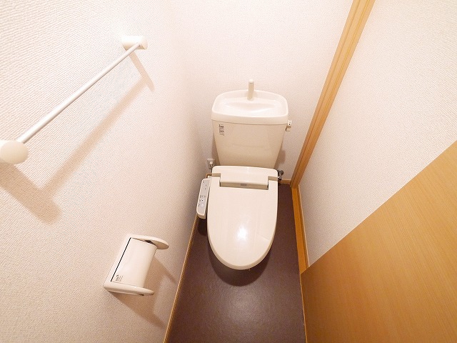 トイレ　トイレもきれいです