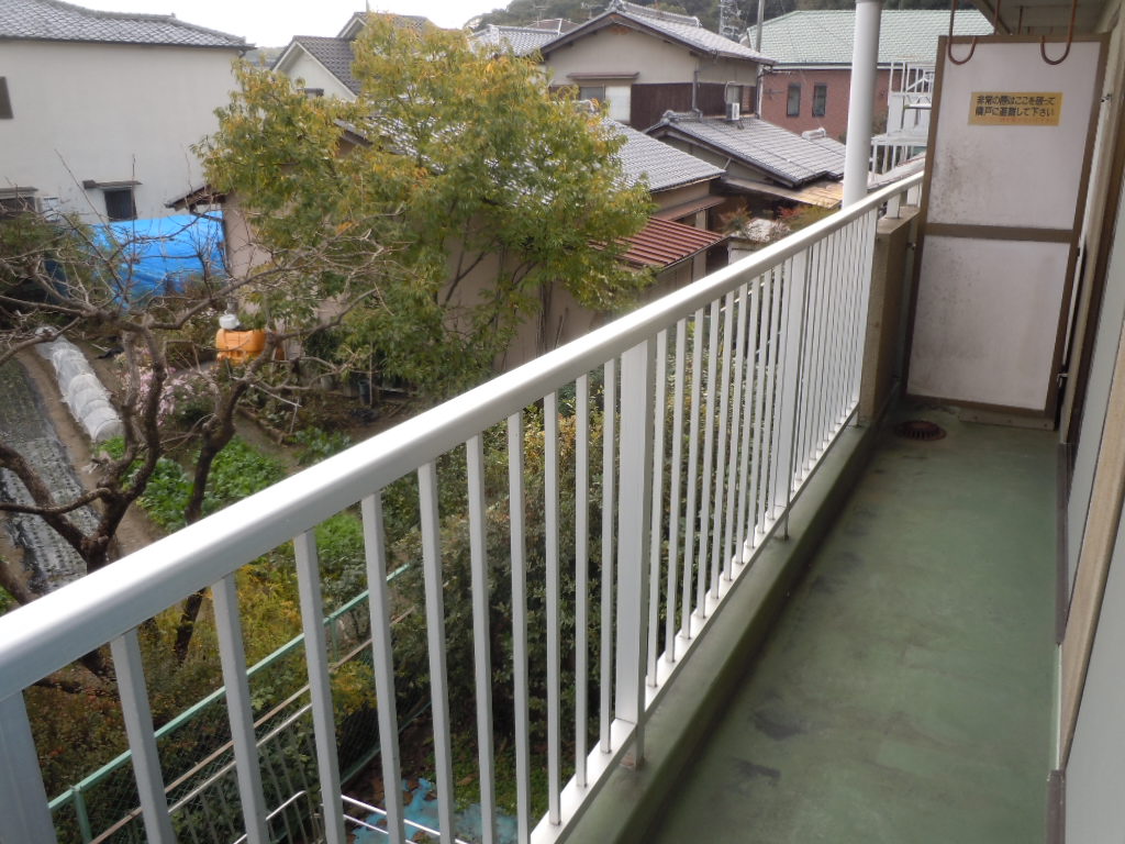 バルコニー