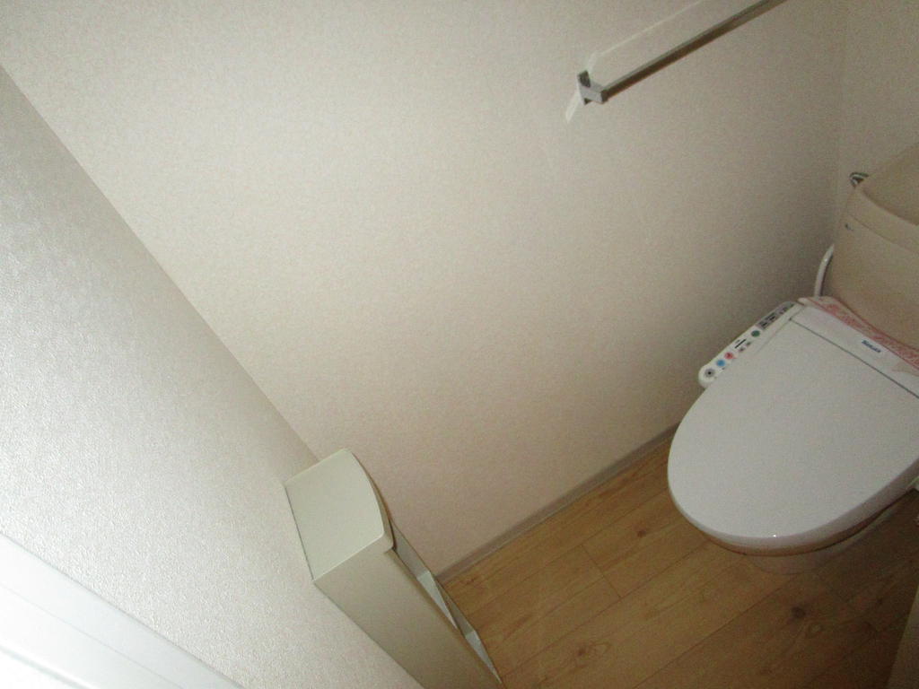 トイレ　ウォシュレットになります！