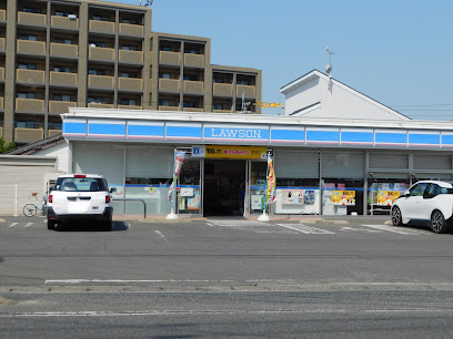 コンビニ　ローソン 博多春町三丁目店（コンビニ）まで374m