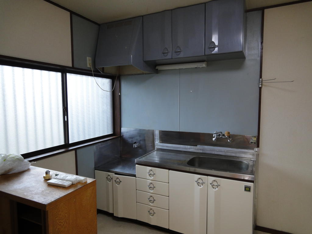 キッチン　写真は別部屋の物