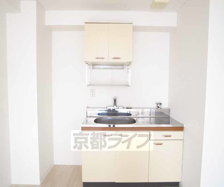 【京都市下京区筋屋町のマンションのキッチン】