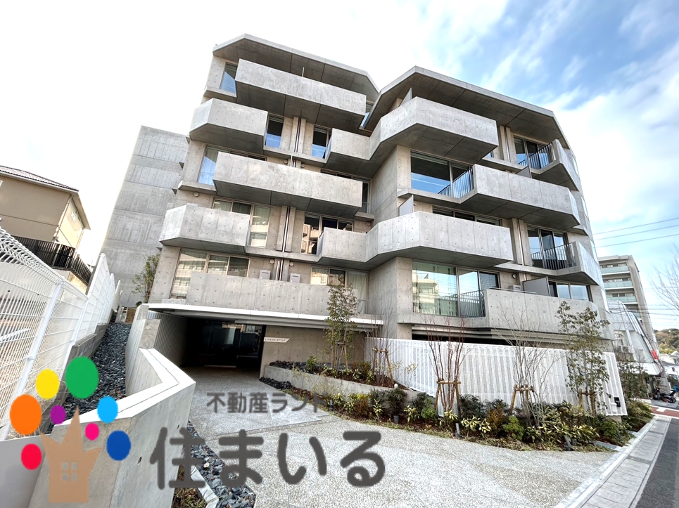 名古屋市緑区鳴子町のマンションの建物外観