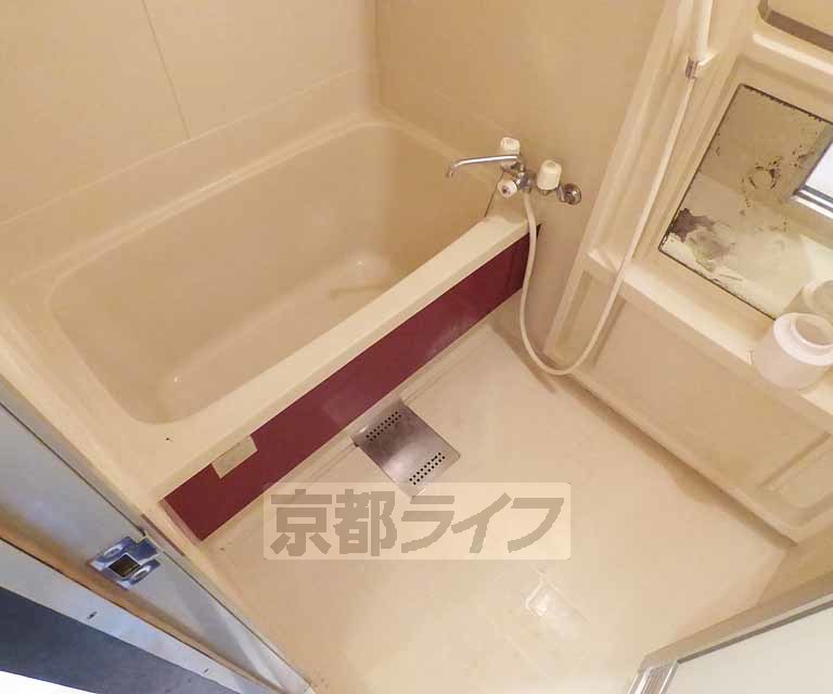 バス・シャワールーム　バスです。