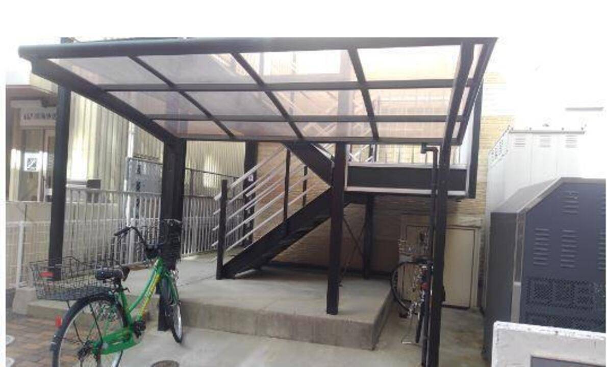 駐車場　駐輪場