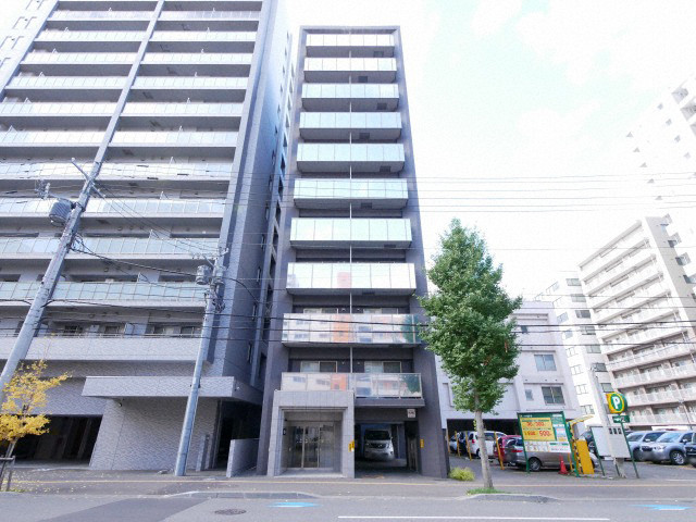 建物外観　★札幌駅徒歩5分の利便性抜群の立地！★角部屋で日当たり良好！