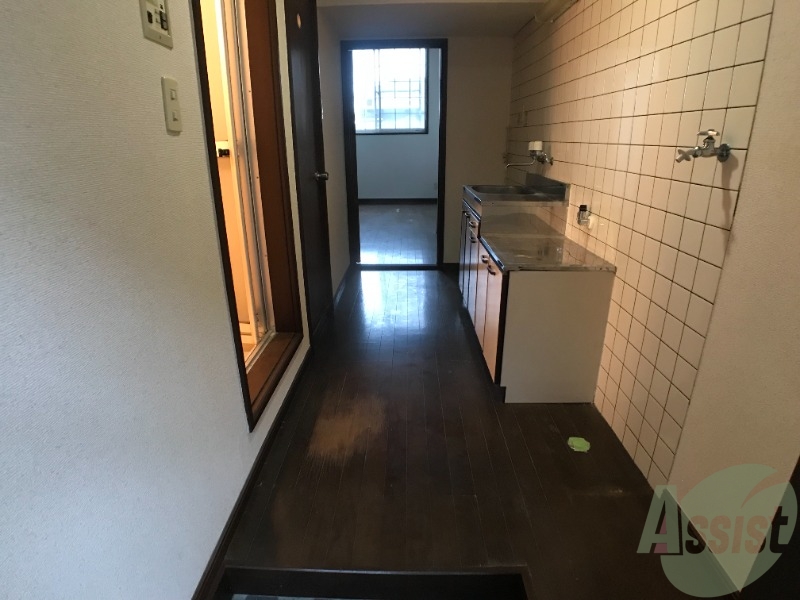 玄関　玄関から見た景色はこちらです。イメージは出来ますか。