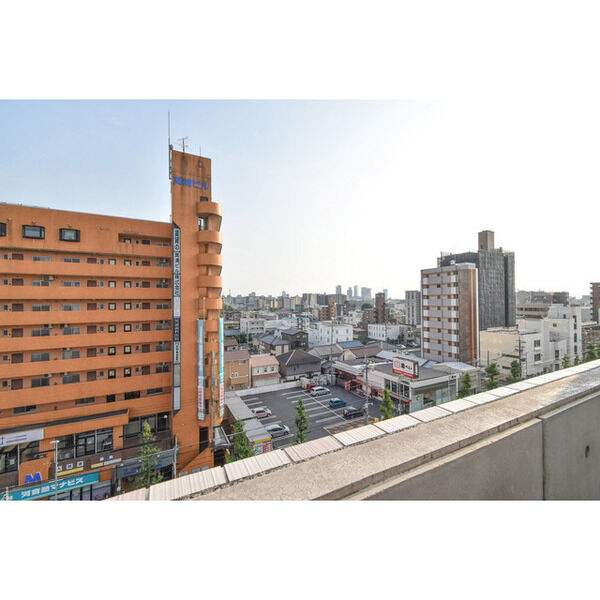 【名古屋市北区城見通のマンションの眺望】