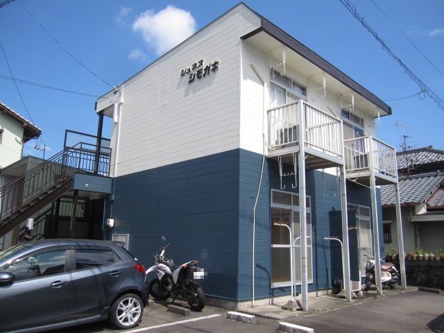 静岡市清水区能島のアパートの建物外観