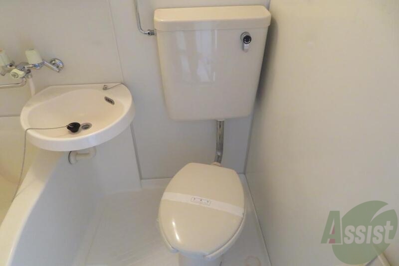 トイレ　トイレットペーパーがいかに濡れないようにするかが鍵ですね