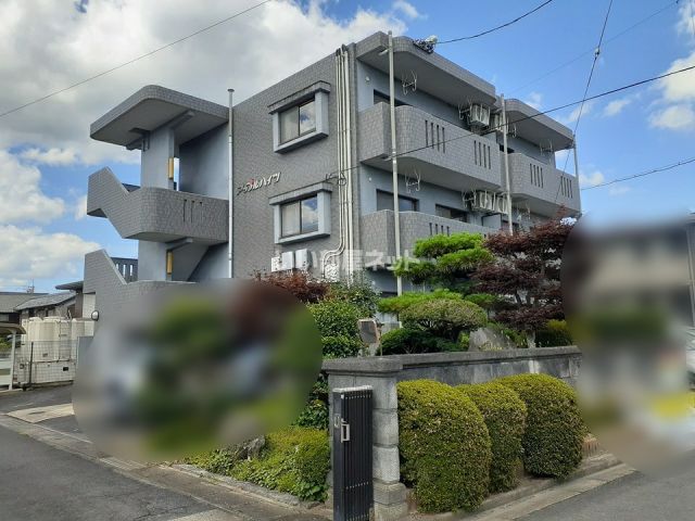 伊賀市上野車坂町のマンションの建物外観