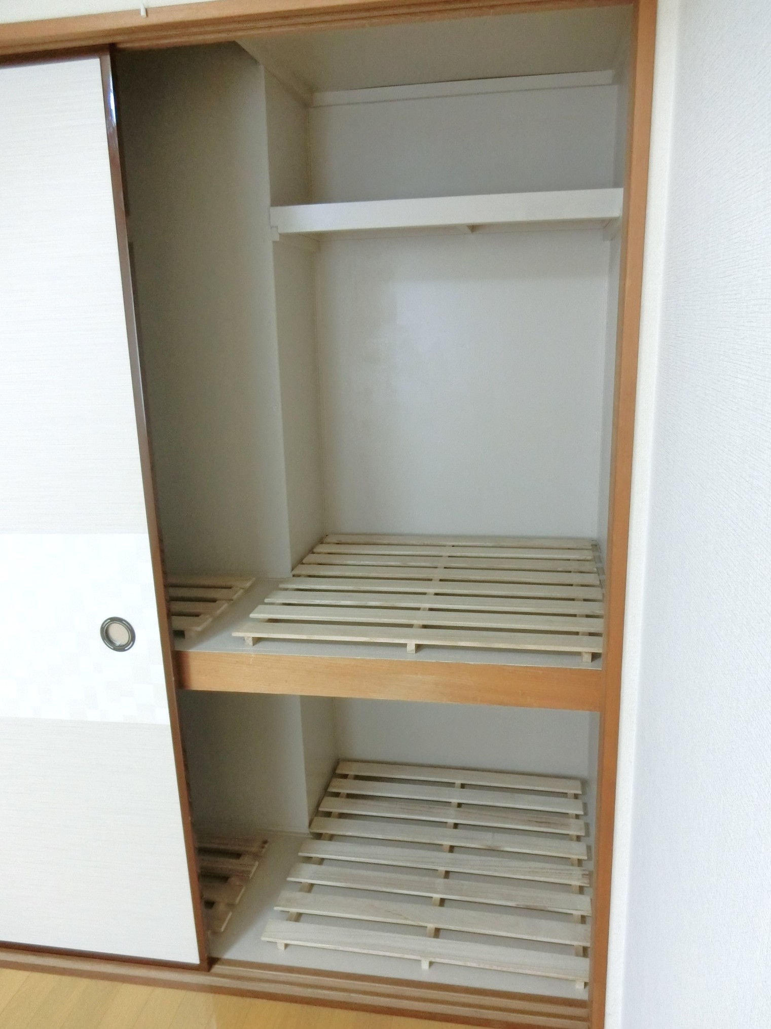 収納　写真は別部屋