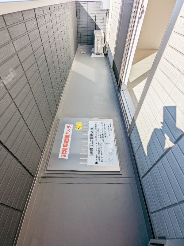 バルコニー　図面と現状に相違がある場合には現状を優先