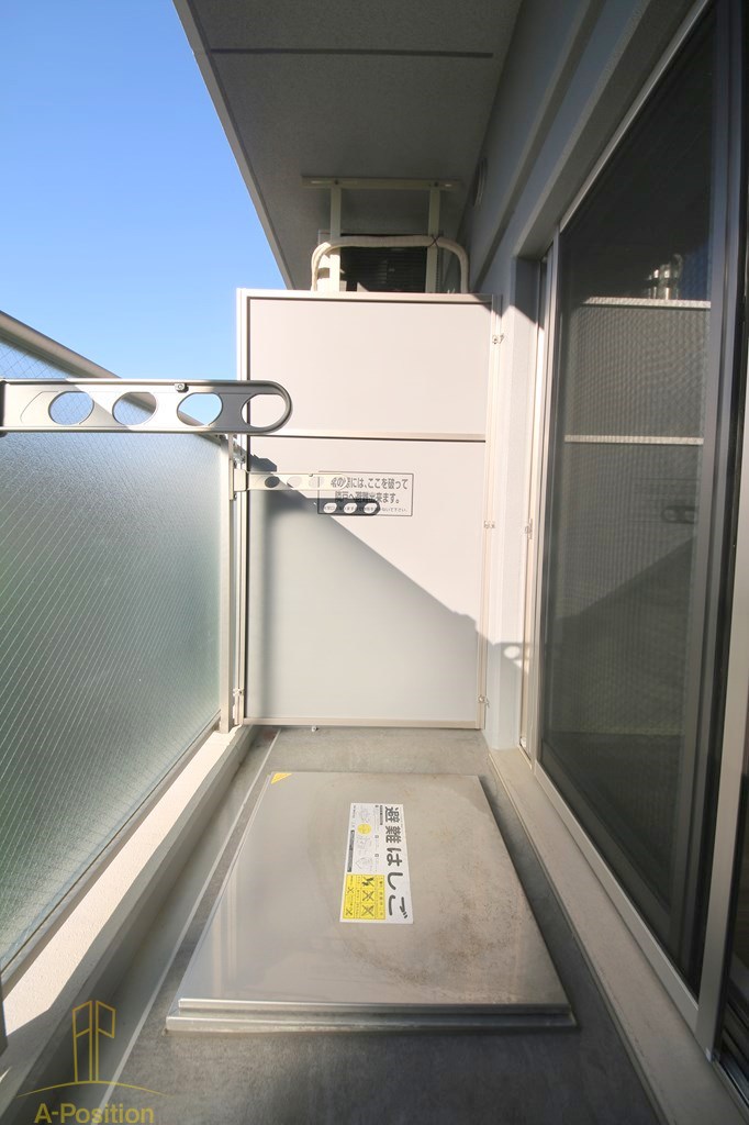 バルコニー　セレニテ難波リアン