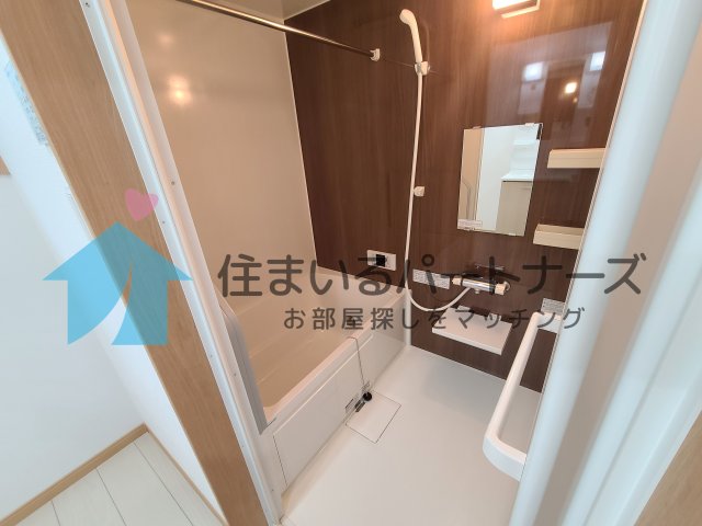 バス・シャワールーム　シンプルで使いやすいシャワールームです