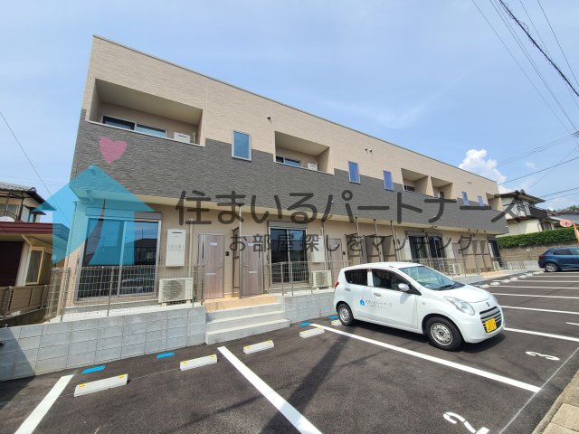 建物外観　落ち着いた雰囲気の外観です