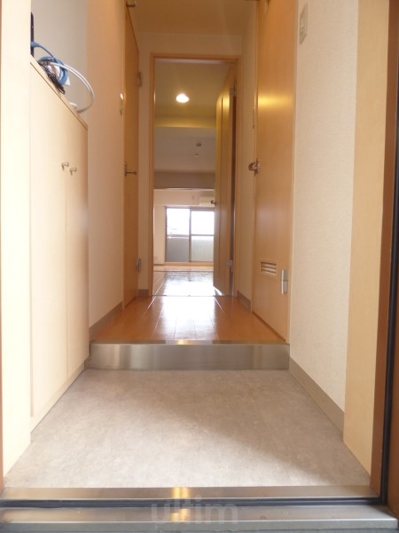 玄関　※別のお部屋のお写真です。御参考までに。