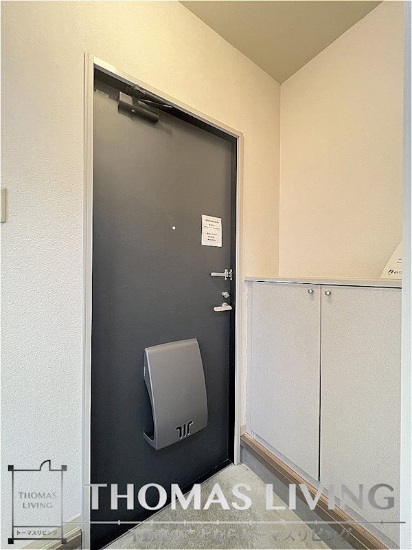 玄関　シューズボックス御座いますよ。