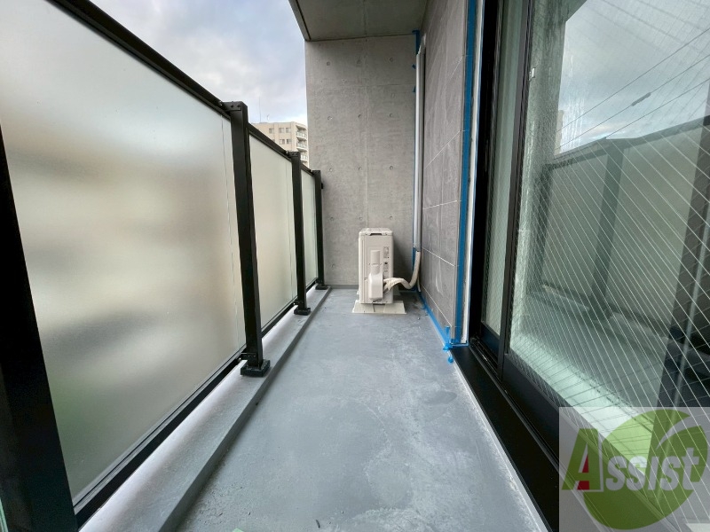 バルコニー　バルコニーです。洗濯物を干したり一息ついたりできますね！