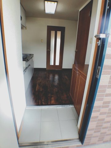 玄関　シューズボックス付いてます