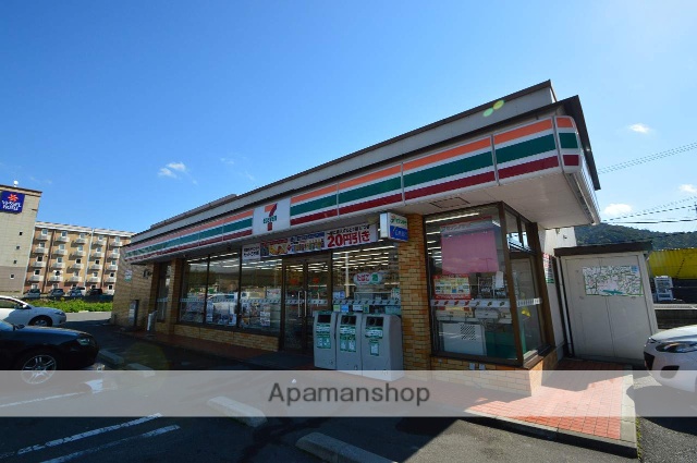 コンビニ　セブンイレブン　東広島駅前店（コンビニ）まで180m