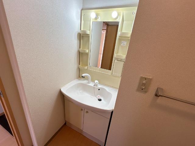 洗面設備　洗髪洗面化粧台