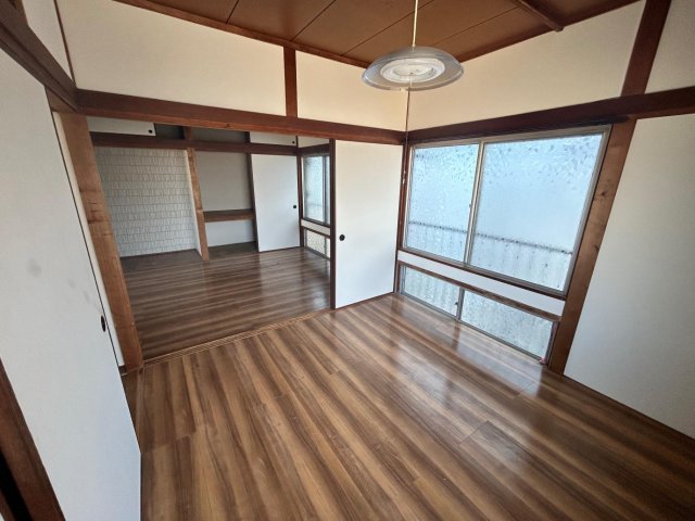 その他　エアコン、照明付きです。