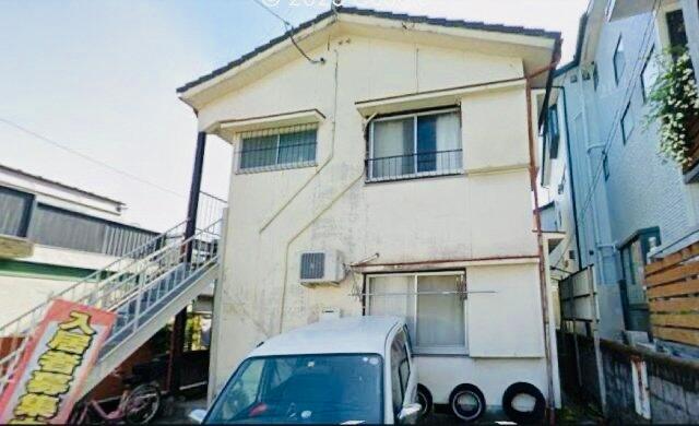 建物外観　スーパー、コンビニ、ATMも近いです。