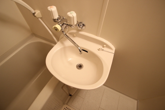 洗面設備　※別部屋の写真です