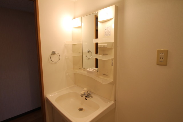 洗面設備　独立洗面台！