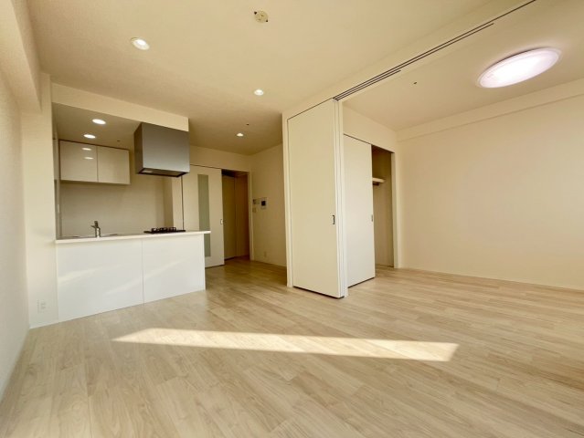 居室・リビング　詳細は、RISUMO江坂本店→06-6155-7137まで♪