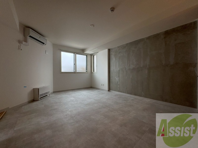 居室・リビング　広々としたリビングですね。使い勝手がよさそうですね！