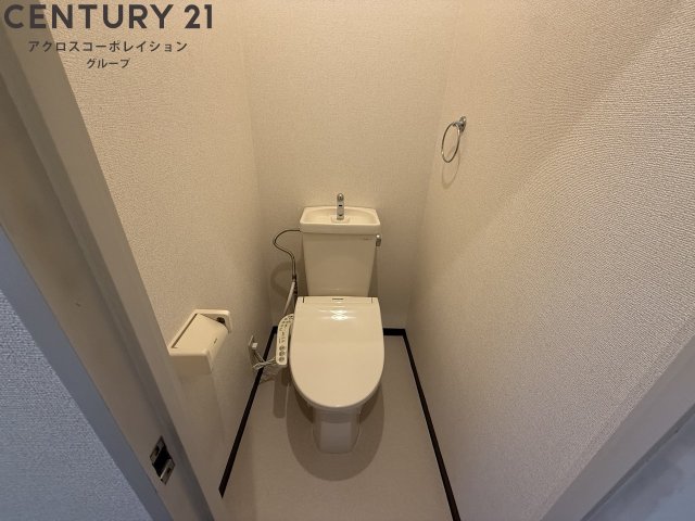 トイレ　温水洗浄便座付きでおすすめ！